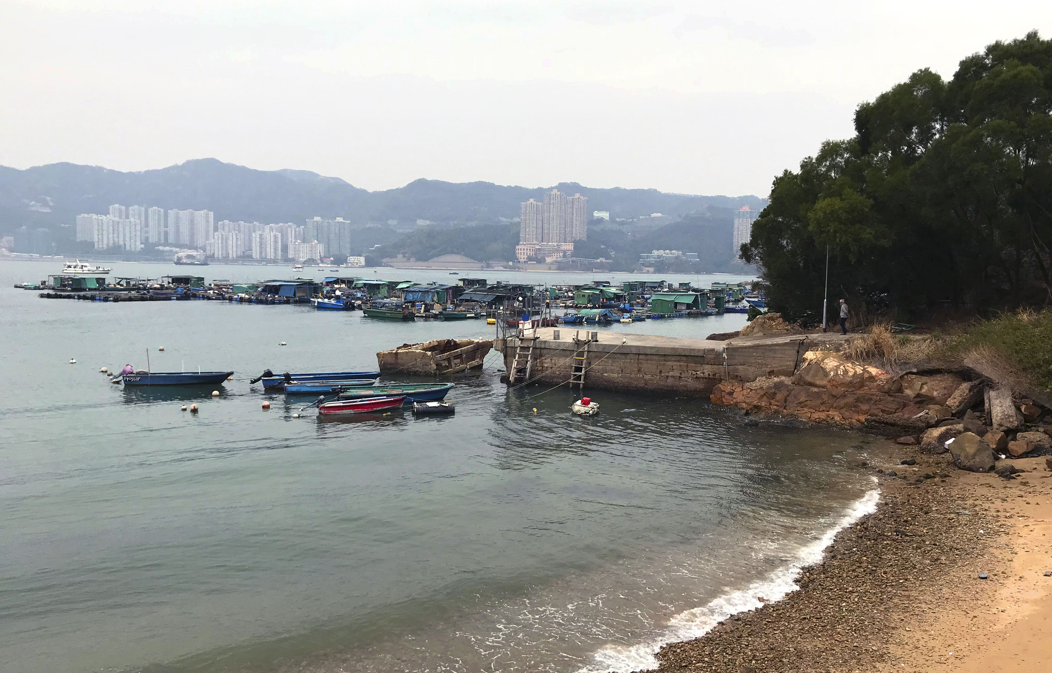 Shek Tsai Wan Pier